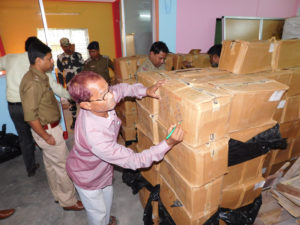 আগরতলায় ইন্দ্রনগরে গোদামে উদ্ধার ফেন্সিডিল৷ মঙ্গলবার তোলা নিজস্ব ছবি৷