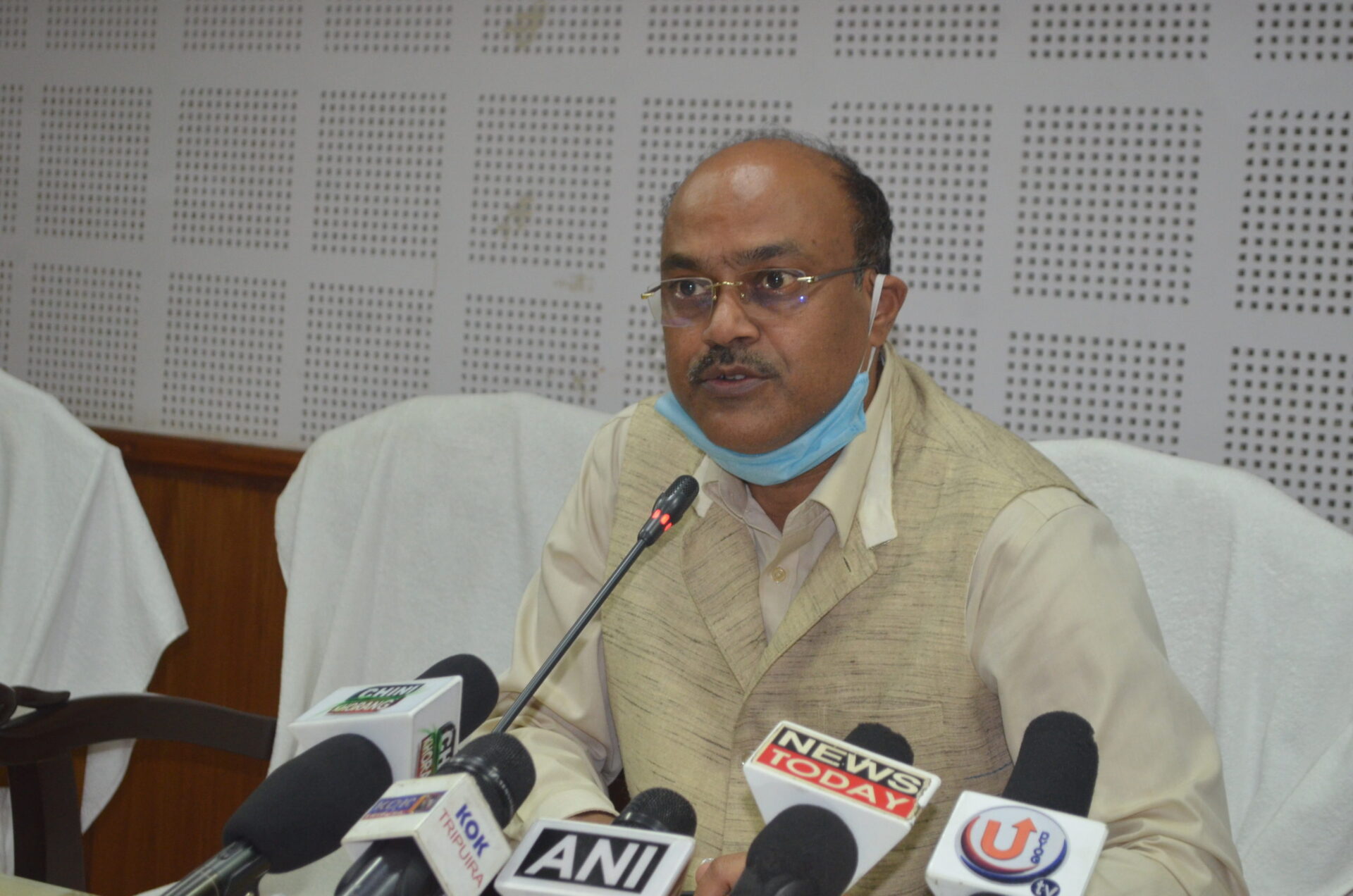 বহিঃরাজ্যে আটকে থাকা মানুষদের রাজ্যে&hellip;