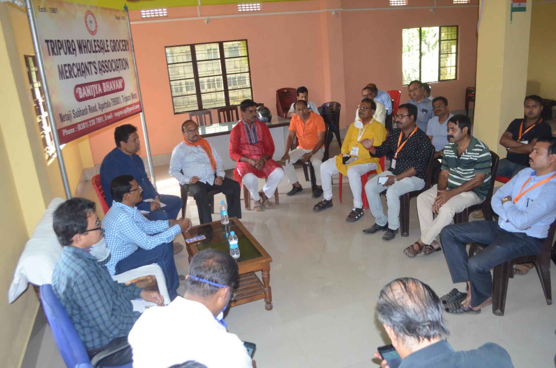 মার্চেন্ট এসোসিয়েশনের সাথে বৈঠক করলেন খাদ্যমন্ত্রী