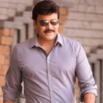 রথী-মহারথীরাও ভোট-উৎসবে সামিল, সপরিবারে ভোট দিলেন অভিনেতা চিরঞ্জীবী