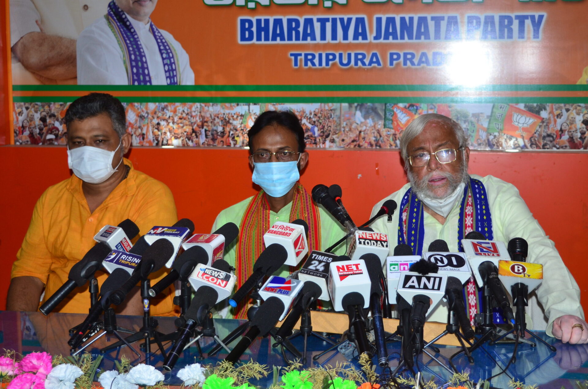 BJP thwarts CPM and Trinamool&hellip;