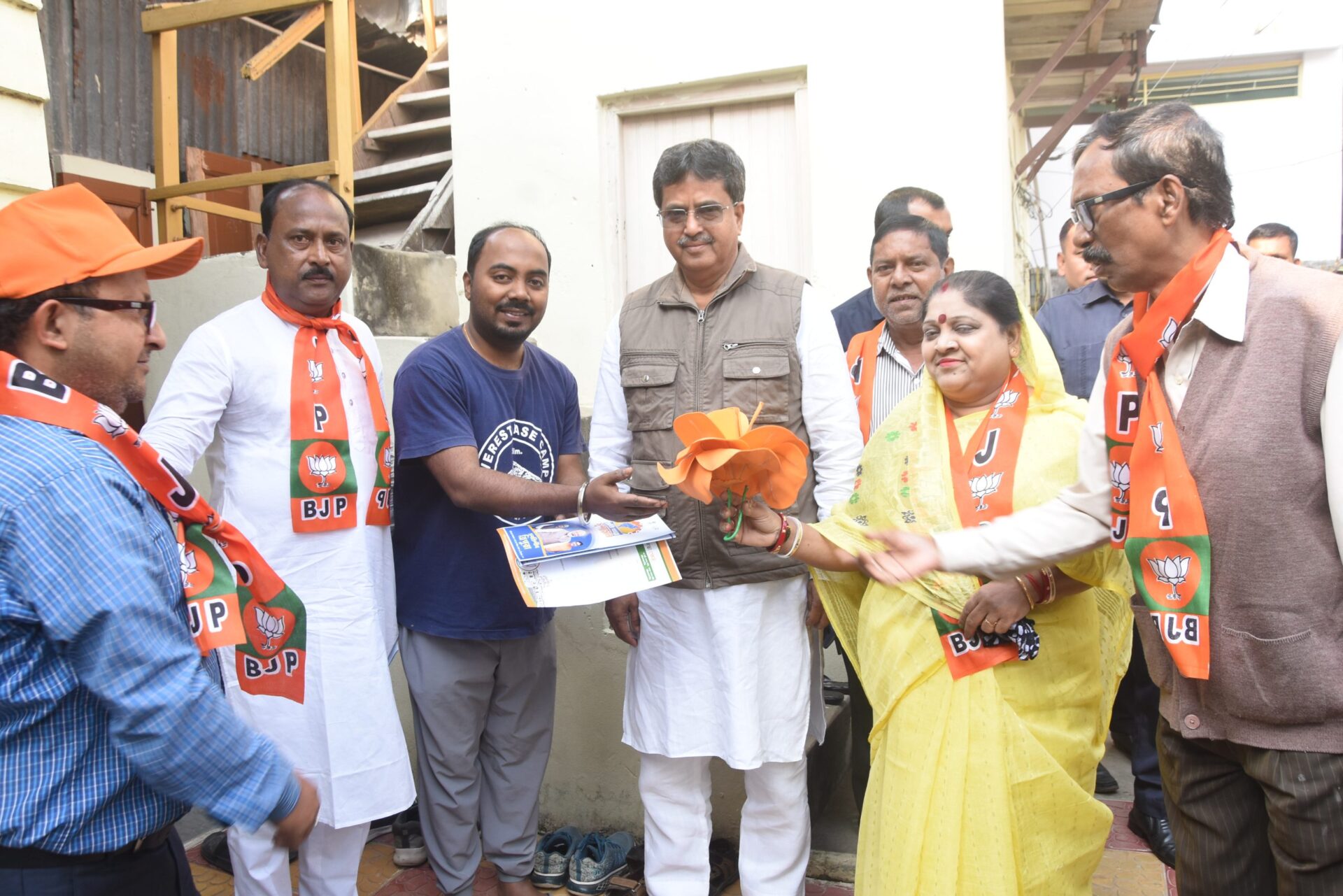 বড়দোয়ালী এলাকায় বিজেপি প্রার্থীর ভোট&hellip;