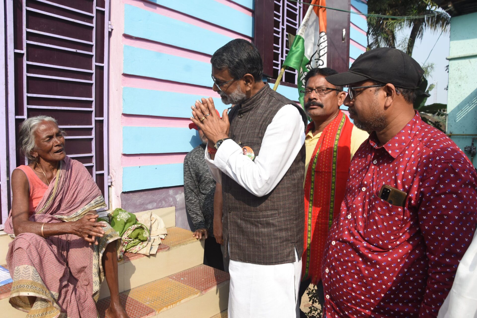 বড়দোয়ালী কেন্দ্রে কংগ্রেস প্রার্থীর বাড়ি&hellip;