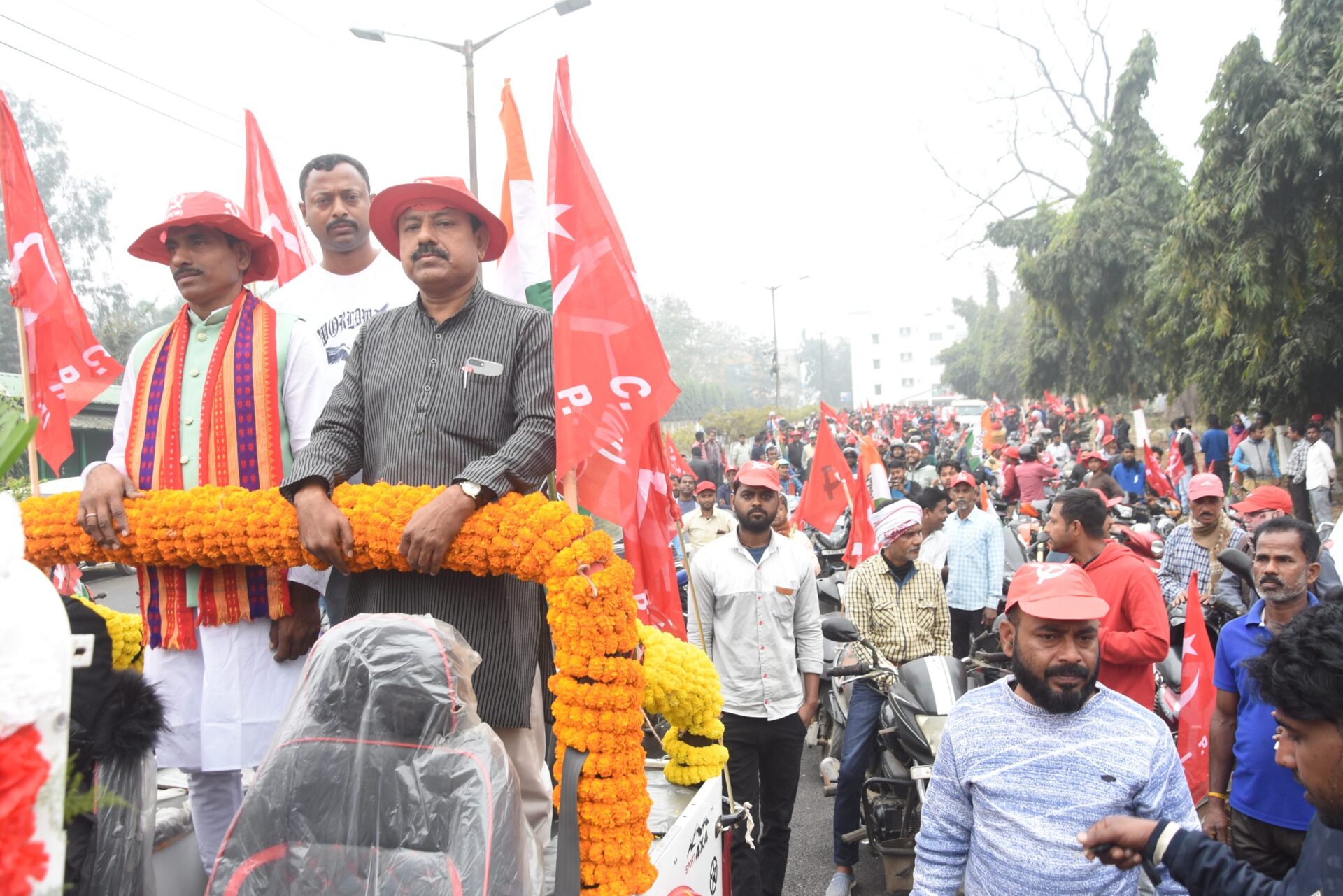 বড়জলায় সিপিএম প্রার্থীর সমর্থনে বাইক&hellip;