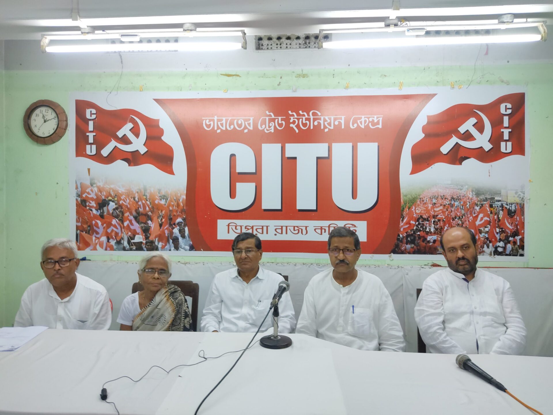 ১৮ দফা দাবীর ভিত্তিতে মুখ্যমন্ত্রীর&hellip;