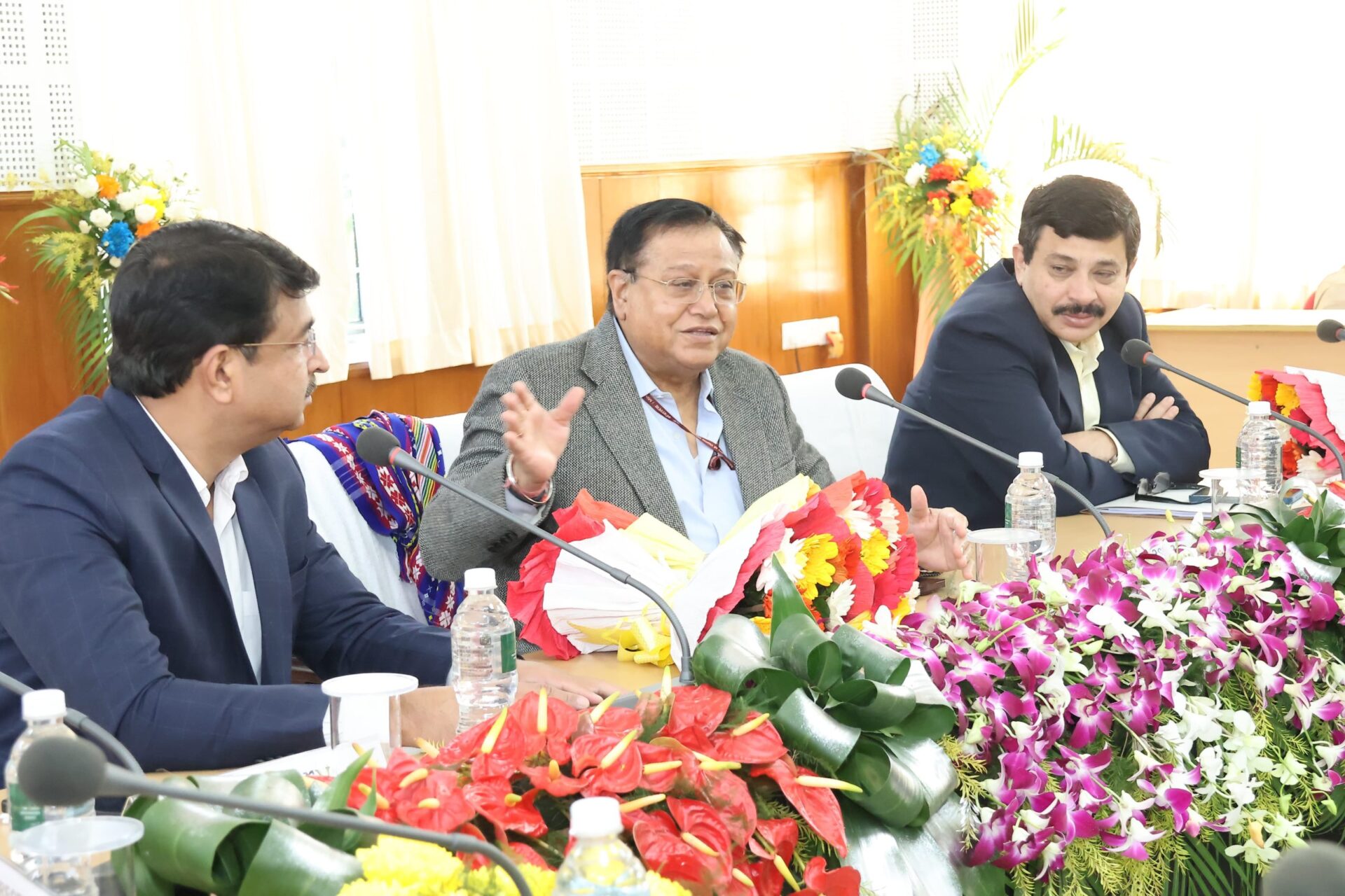 রাজ্যের প্রাকৃতিক সম্পদকে কাজে লাগিয়ে শিল্প কারখানা গড়ে তোলা হলে ত্রিপুরা উপকৃত হবে : ড. ভি কে সরস্বত