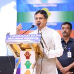 সমাজের অন্তিম ব্যক্তির কাছে নিত্য প্রয়োজনীয় সামগ্রী পৌঁছে দিতে ন্যায্যমূল্যের দোকানগুলি সদর্থক ভূমিকা নিচ্ছে : মুখ্যমন্ত্রী