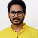 ডেবরায় সেতু ভেঙে পড়ে থাকায় অবস্থানে হিরণ