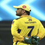 আইপিএল থেকে অবসর ঘোষণা ধোনির