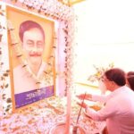 প্রাক্তন বিধায়ক দিলীপ সরকারের প্রয়াণ দিবসে শ্রদ্ধাঞ্জলি নিবেদন মুখ্যমন্ত্রীর