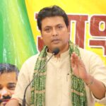 ত্রিপুরায় কমিউনিস্ট অস্তিত্ব বাঁচানোর স্বার্থে কংগ্রেসের সাথে আঁতাত করেছে, কিন্তু কেরলে একে অপরের বিরুদ্ধে লড়াই করছে : বিপ্লব