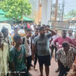 তীব্র দাবদাহে জল ও বিদ্যুতের অভাবে অতিষ্ঠ হয়ে পথ অবরোধ কৈলাসহরবাসীর