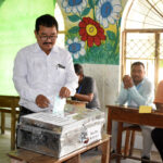 অত্যাবশ্যকীয় পরিষেবার সাথে যুক্তদের পোস্টাল ব্যালটের মাধ্যমে ভোটগ্রহণ পর্ব শুরু