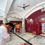 কসবা কালী বাড়িতে পুজো দিলেন বিপ্লব