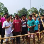 পানীয় জল, বিদ্যুৎ পরিষেবা ও রাস্তা সংস্কারের দাবিতে প্রতিবাদে সড়ক অবরোধে সামিল এলাকাবাসী