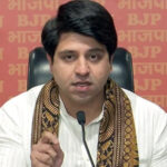 মালিওয়াল-কাণ্ডে কেজরিওয়ালকে কটাক্ষ বিজেপি নেতা শাহাজাদ পুনাওয়ালার