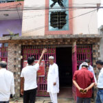 রাতের আঁধারে সিপিএম কর্মীর বাড়িতে দুষ্কৃতী হামলা, পরিদর্শনে বাম নেতৃত্ব