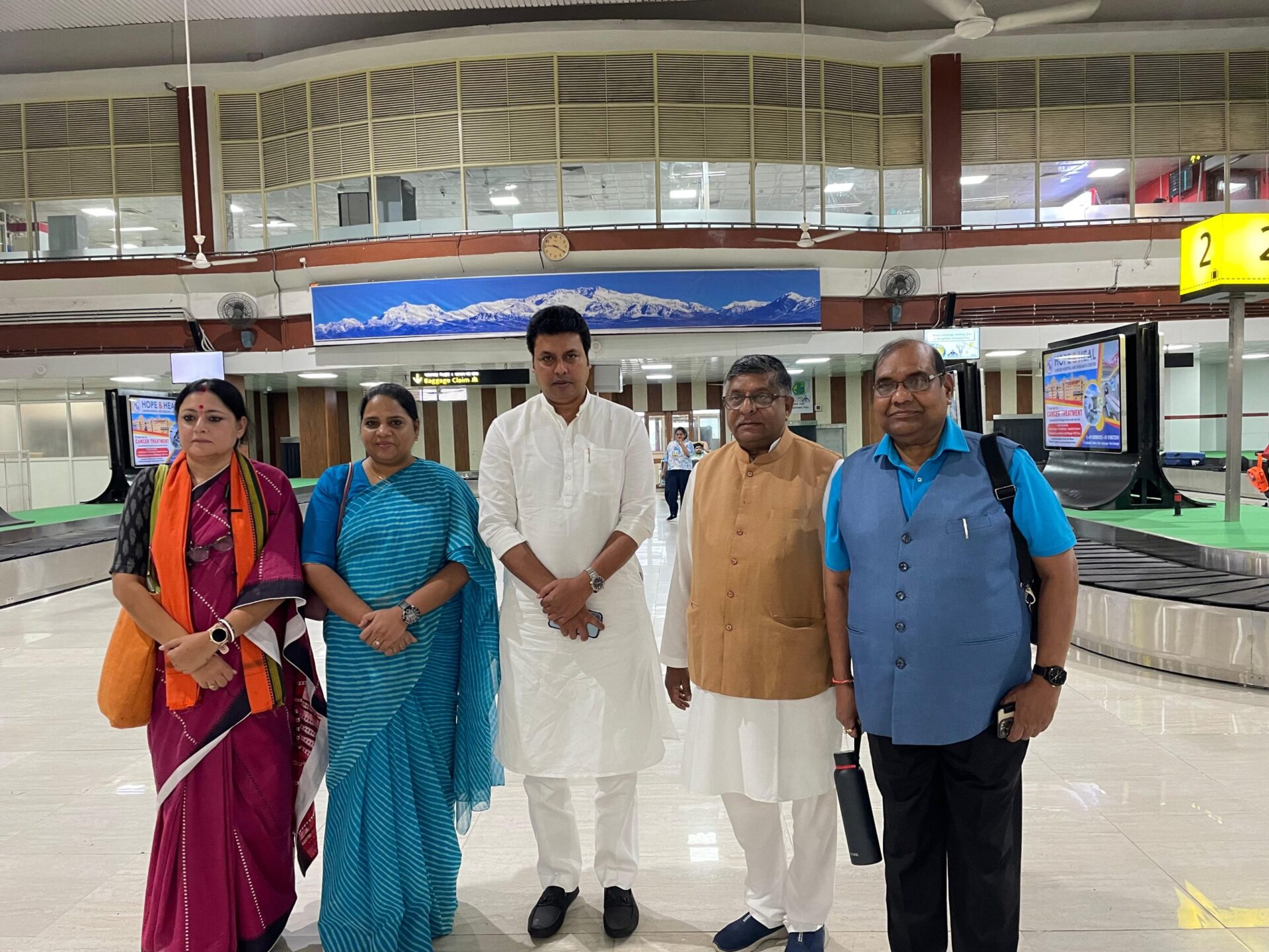 পশ্চিমবঙ্গে আইনশৃঙ্খলা সম্পূর্ণ ভেঙে পড়েছে&hellip;