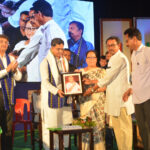 বিশ্ব রক্তদাতা দিবস তিন জন ও-নেগেটিভ রক্তদাতাকে সংবর্ধনা জানালেন মুখ্যমন্ত্রী