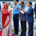 দু’দিনের সফরে ভারতে এলেন শেখ হাসিনা, স্বাগত জানালেন কীর্তি বর্ধন সিং