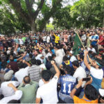 বাংলাদেশে ছাত্র বিক্ষোভের মুখে প্রধান বিচারপতির পদত্যাগ