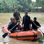 (Update) রাজ্যে বন্যা পরিস্থিতি, স্বরাষ্ট্র মন্ত্রীর সাথে কথা মুখ্যমন্ত্রীর, জলবন্দি নাগরিকদের উদ্ধারের জন্য নামানো হচ্ছে হেলিকপ্টার, সব ধরনের সহায়তার আশ্বাস কেন্দ্রের