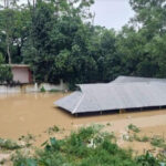 বন্যার ফলে বিকল জলের মেশিন, সমস্যায় চাষীরা