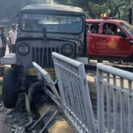 রাস্তায় ডিভাইডারে গাড়ির ধাক্কা, আহত ৯ জন ছাত্রী সহ এক শিক্ষক
