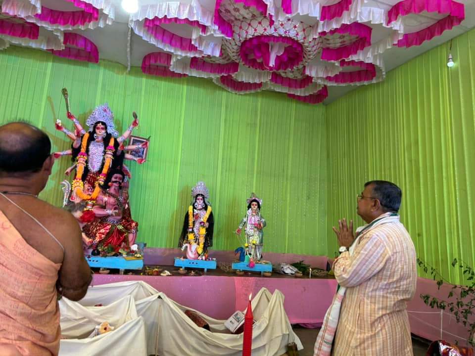মোহনপুরের বিভিন্ন পুজো মণ্ডপ উদ্বোধন&hellip;