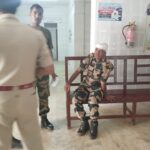 সীমান্তে চিনি পাচারে বাঁধা দেওয়ায় পাচারকারীর হাতে রক্তাক্ত বিএসএফ জওয়ান, আতঙ্ক