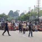 পুলিশ লকআপে অত্যাচারিত বাদল ত্রিপুরার মৃত্যু, প্রতিবাদে মনু থানা ঘেরাও এবং জাতীয় সড়ক অবরোধ গ্রামবাসীর