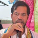 কোয়াইফাং এলাকায় উন্নয়নমূলক কাজ পরিদর্শনে মন্ত্রী শুক্লাচরণ নোয়াতিয়া