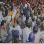 বাংলাদেশ ডেপুটি হাই কমিশনের সামনে সনাতনী সমাজের মিছিল ঘিরে উত্তেজনা, আহত পুলিশকর্মী