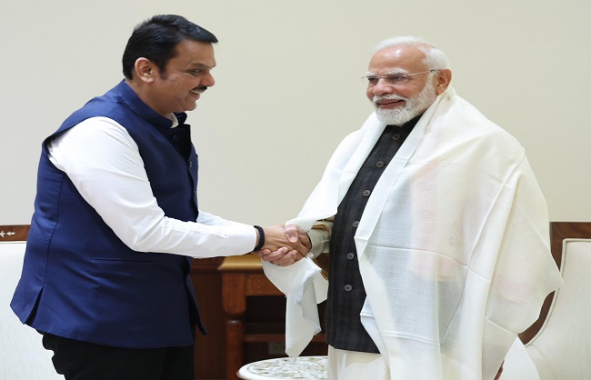 প্রধানমন্ত্রী সকাশে দেবেন্দ্র ফড়নবিস, দেখা করলেন রাজনাথের সঙ্গেও