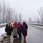 শীতে কাঁবু কাশ্মীর, ২১ ডিসেম্বর পর্যন্ত শুষ্ক থাকবে আবহাওয়া