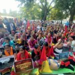 পুষ্পবন্ত প্রাসাদে পাঁচতারা হোটেল নির্মাণের প্রতিবাদে রাজপথে বিক্ষোভ টি ডাব্লিউ এফ-র