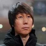 চিনের পুরুষ ফুটবল দলের প্রাক্তন কোচ লি টাইকে দুর্নীতির দায়ে ২০ বছরের কারাদণ্ড দিয়েছে আদালত