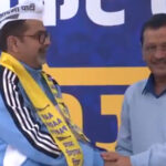 আওয়াধ ওঝা যোগ দিলেন এএপি-তে, স্বাগত জানালেন কেজরিওয়াল