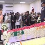 পঞ্চভূতে বিলীন ডঃ মনমোহন সিং, বাবার মুখাগ্নি করলেন মেয়ে