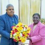 রাষ্ট্রপতির সঙ্গে সাক্ষাৎ উপরাষ্ট্রপতির, জানালেন ইংরেজি নববর্ষের শুভেচ্ছা 