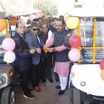 জিবিপি হাসপাতালে বৈদ্যুতিক গলফ কার্ট প্রদান করলেন সাংসদ রাজীব