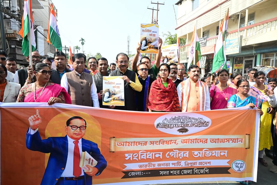 কংগ্রেসের দোসর হয়ে বাবাসাহেবের ফটো&hellip;