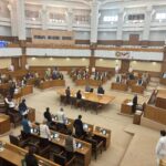 ত্রিপুরা বিধানসভায় সীতারাম ইয়েচুরি, রতন টাটা, ওস্তাদ জাকির হুসেন এবং শ্যম সুন্দর বেনেগাল স্মরণ