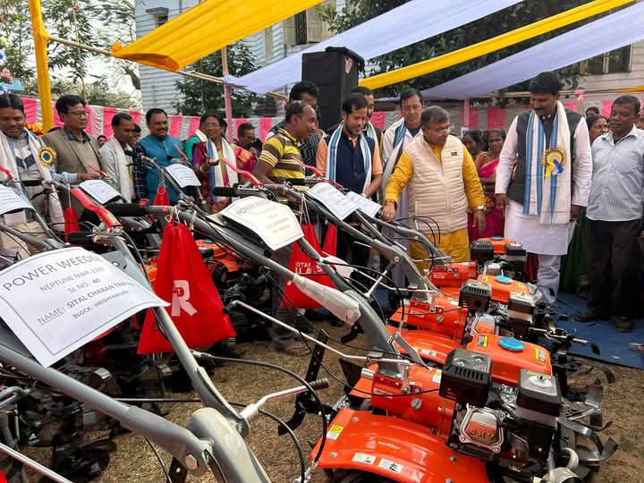 ঋষ্যমুখ ব্লকে কৃষিজ সামগ্রী বিতরণ&hellip;