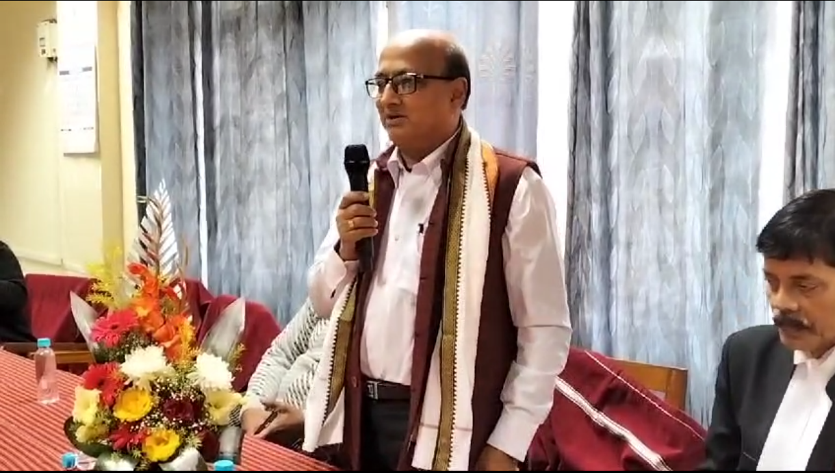 ত্রিপুরা হাইকোর্ট বার অ্যাসোসিয়েশনের উদ্যোগে এডভোকেট জেনারেলকে সংবর্ধনা জ্ঞাপন