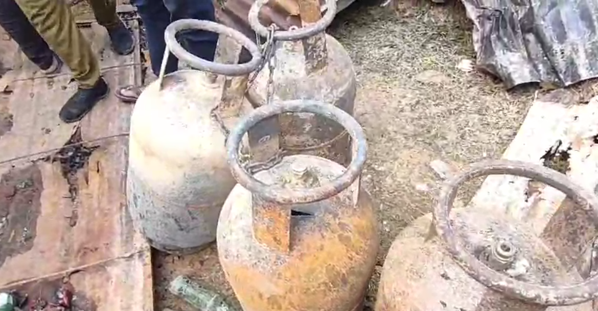 আড়ালিয়া পঞ্চবটি বাজারে ভয়াবহ অগ্নিকাণ্ড,&hellip;