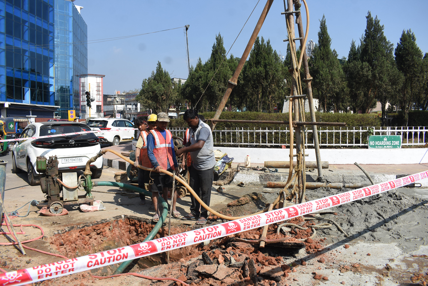 শহরে দ্বিতীয় উড়ালপুল নির্মাণের কাজ&hellip;