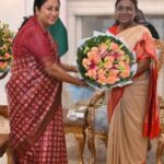 রাষ্ট্রপতির সঙ্গে সাক্ষাৎ দিল্লির নতুন মুখ্যমন্ত্রী রেখা গুপ্তার