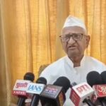 মদের নেশায় ডুবে গেল কেজরিওয়াল ও এএপি : আন্না হাজারে