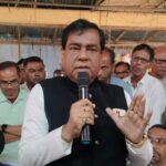 বাজারে বেআইনি কার্যকলাপ কোন ভাবে বরদাস্ত করা হবে না : মেয়র